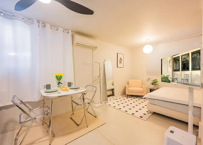 Monohaus, Nonhyeon Near Gangnam, 5 Min Walk From The Subway Station Appartement