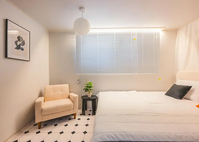 Monohaus, Nonhyeon Near Gangnam, 5 Min Walk From The Subway Station Appartement *